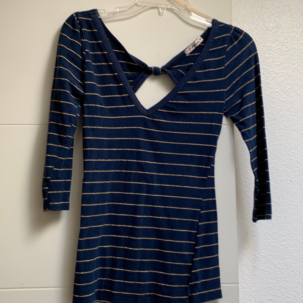 Backless striped top